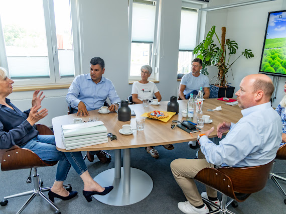 ,Christiane Redecke, Tobias Thurau, Kerstin Glier, Daniel Kiene und Holger Bormann, Foto:Philipp Ziebart